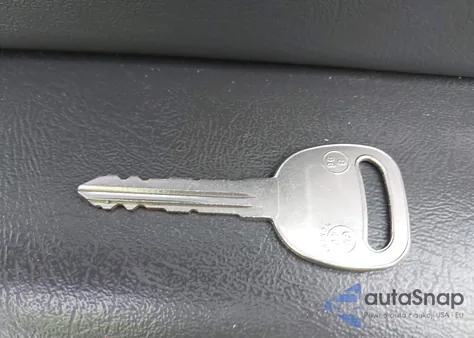 2003 Chevrolet Silverado 1500 Work Truck from USA, damaged, VIN 1GCEC14X53Z178884